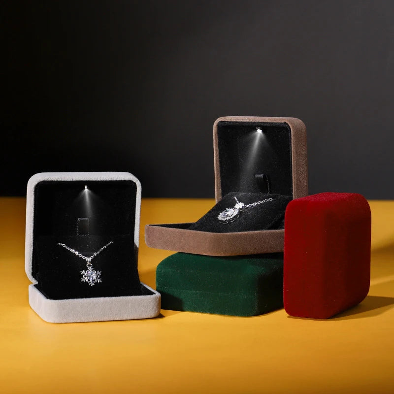 LED Light Jewelry Box Ring Pendant Earring Display for Wedding Ornaments Storage Packaging Upscale Valentine's Day Present