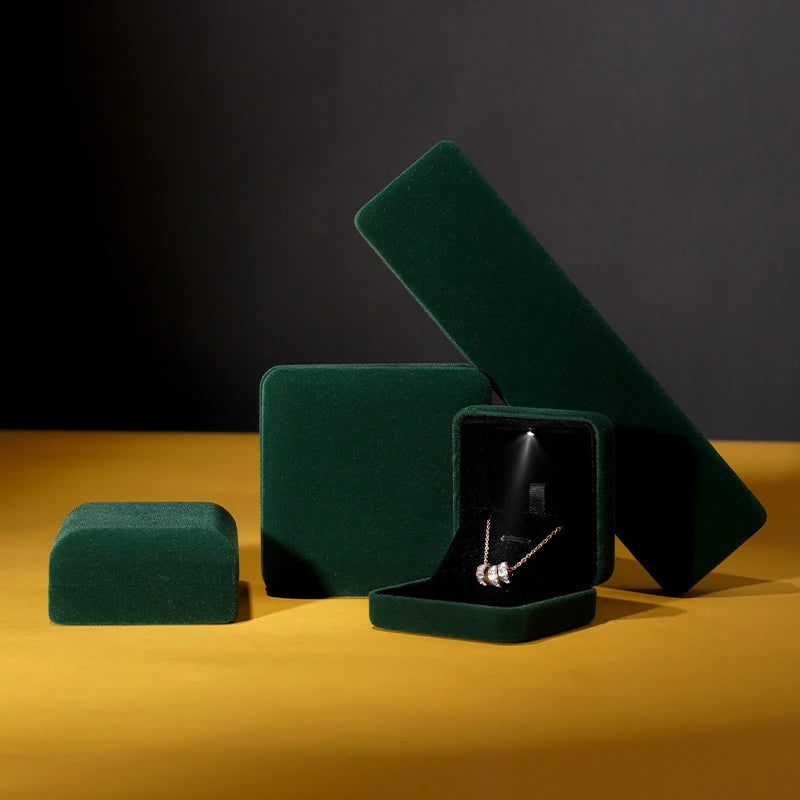 LED Light Jewelry Box Ring Pendant Earring Display for Wedding Ornaments Storage Packaging Upscale Valentine's Day Present